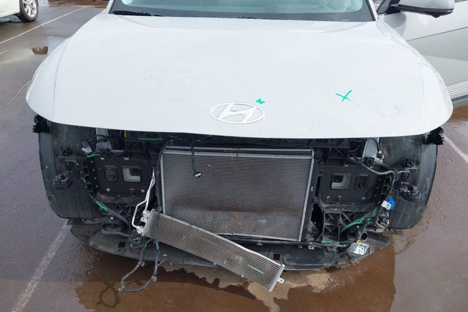 Продам Hyundai Ioniq Limited 2023 года в Львове