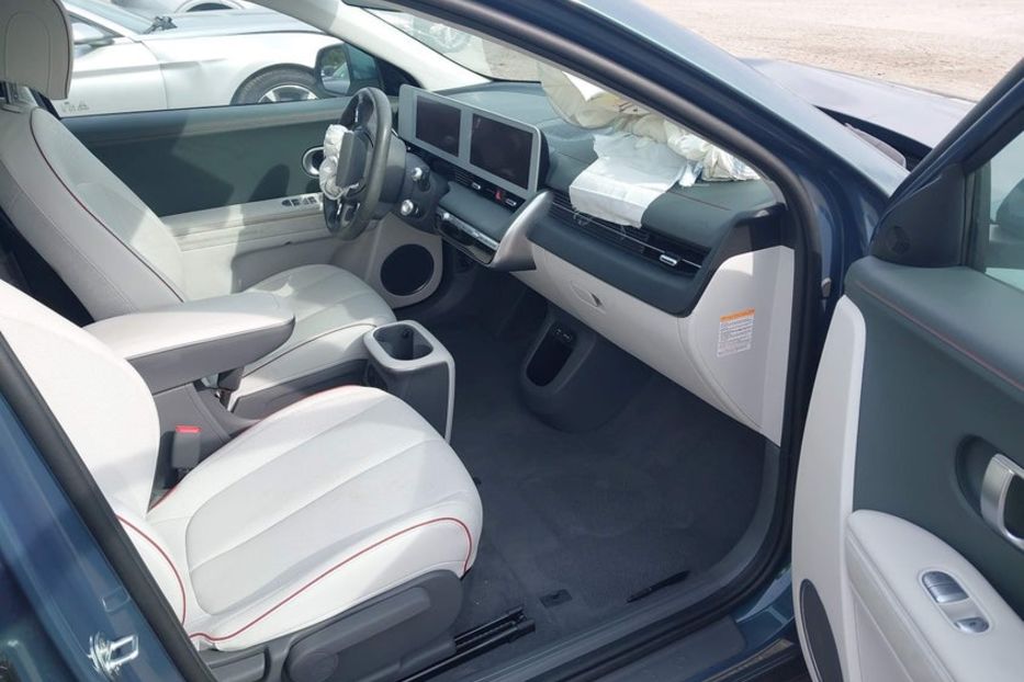 Продам Hyundai Ioniq SEL 2023 года в Львове