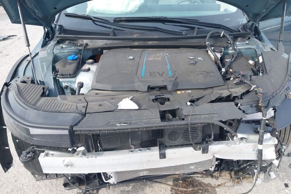 Продам Hyundai Ioniq SEL 2023 года в Львове