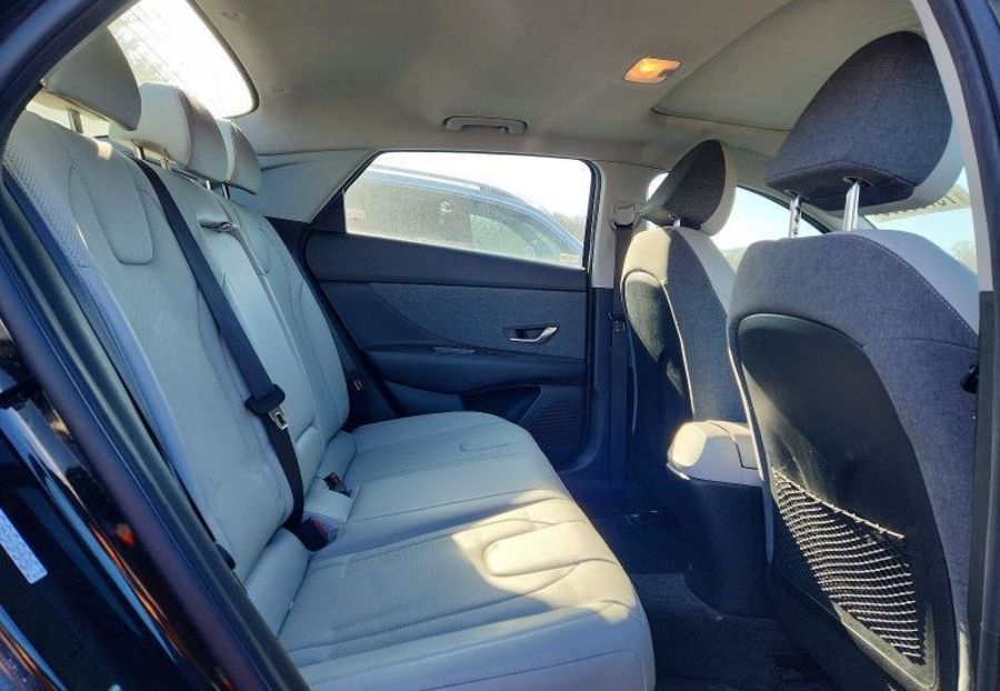 Продам Hyundai Elantra 2022 года в Львове