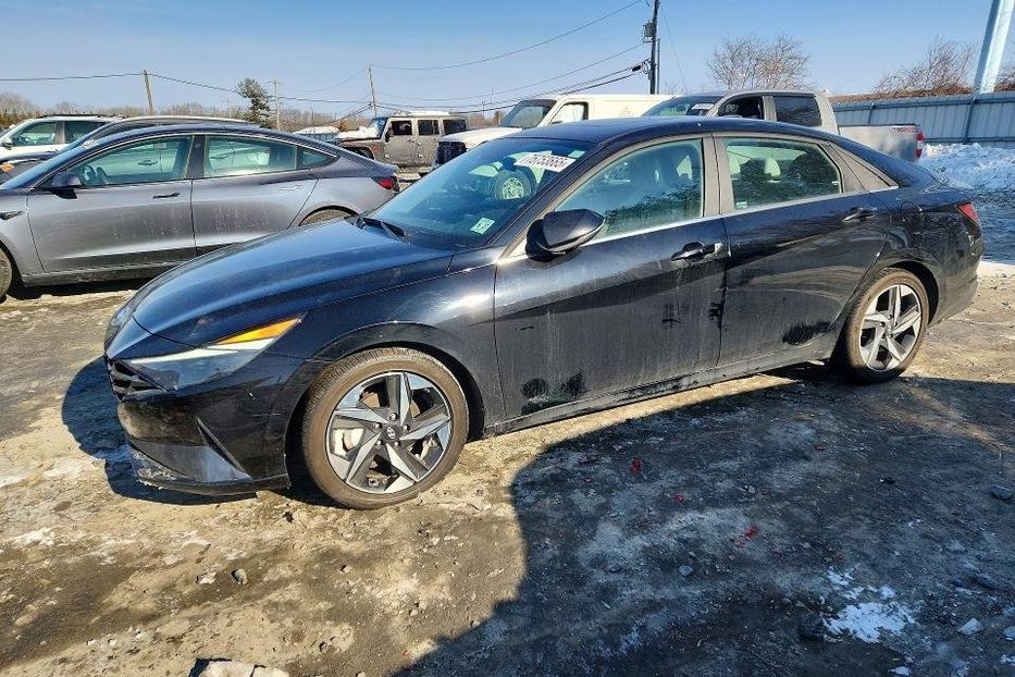 Продам Hyundai Elantra 2022 года в Львове