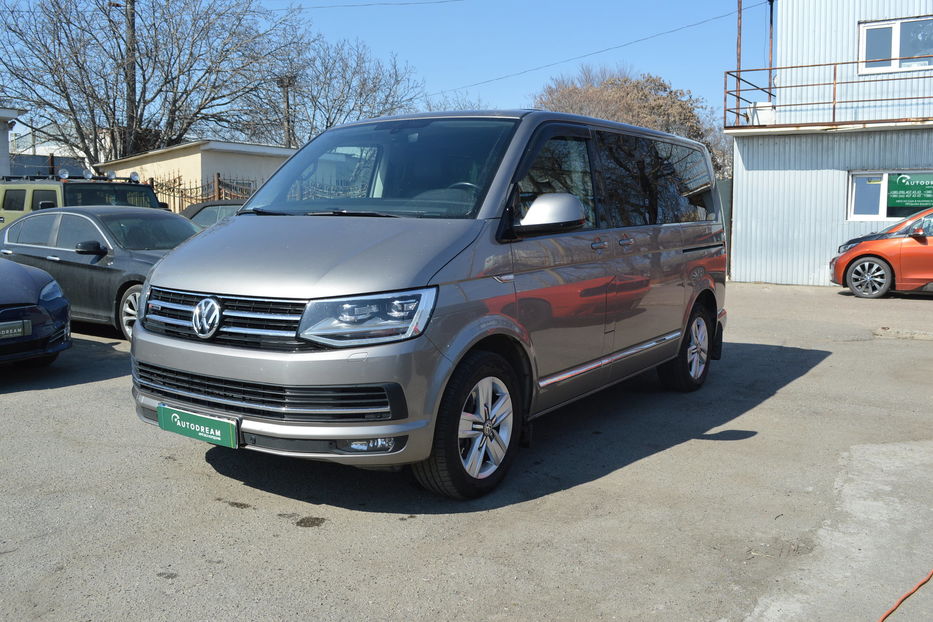 Продам Volkswagen Multivan Highline 2017 года в Одессе