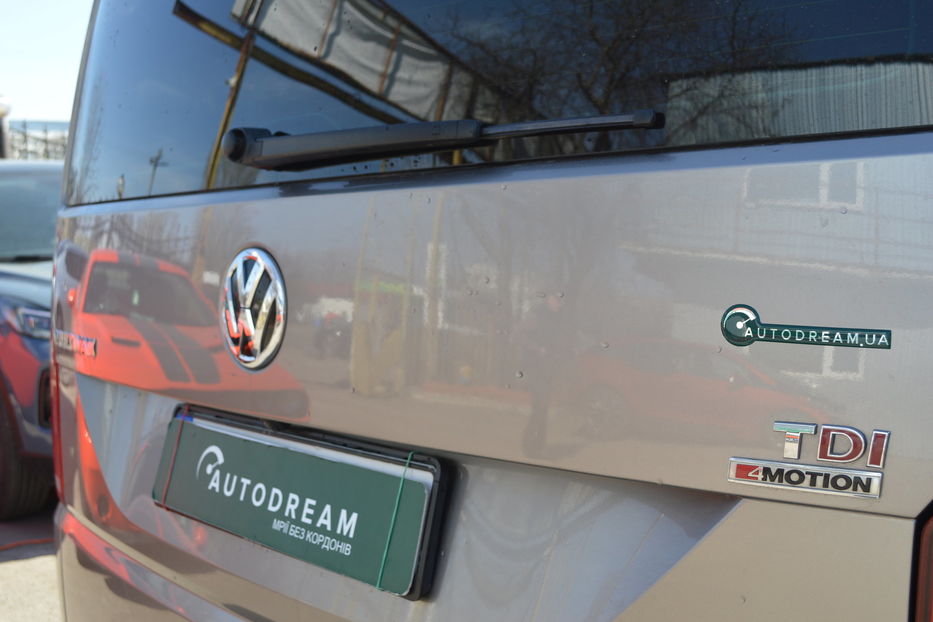 Продам Volkswagen Multivan Highline 2017 года в Одессе