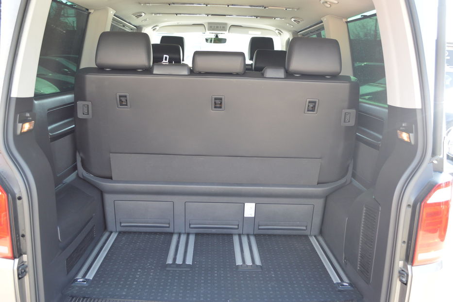 Продам Volkswagen Multivan Highline 2017 года в Одессе
