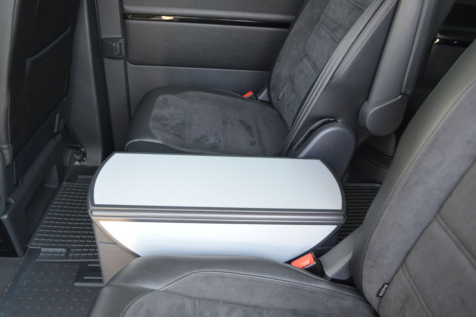 Продам Volkswagen Multivan Highline 2017 года в Одессе