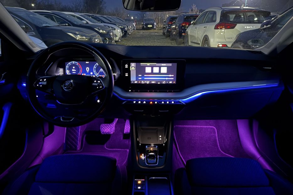 Продам Skoda Octavia А8 2.0 TDI 150к.с АТ 4х4 МАСАЖ 2022 года в Львове