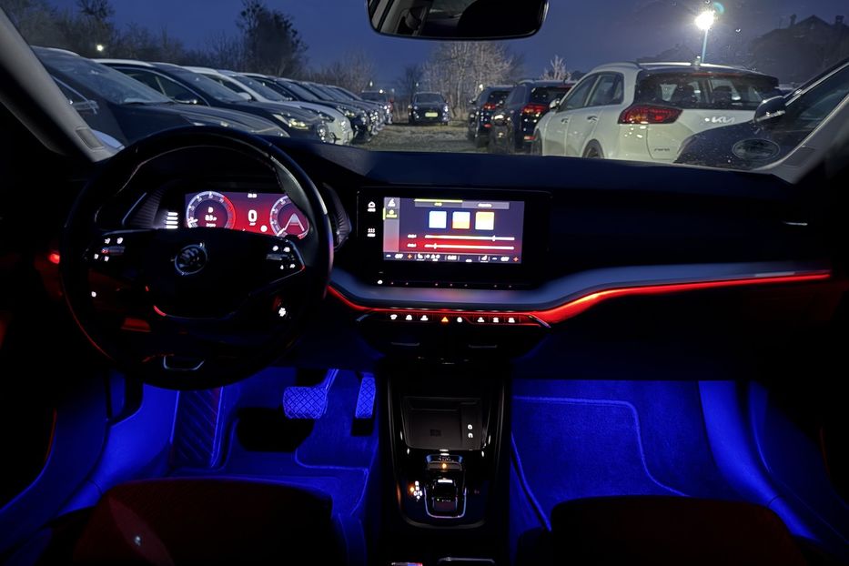 Продам Skoda Octavia А8 2.0 TDI 150к.с АТ 4х4 МАСАЖ 2022 года в Львове