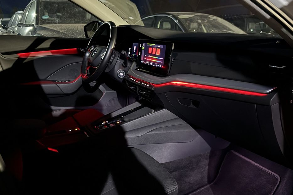 Продам Skoda Octavia А8 2.0 TDI 150к.с АТ 4х4 МАСАЖ 2022 года в Львове