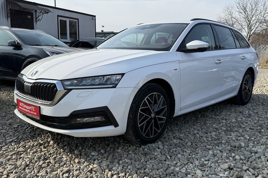 Продам Skoda Octavia А8 2.0 TDI 150к.с АТ 4х4 МАСАЖ 2022 года в Львове