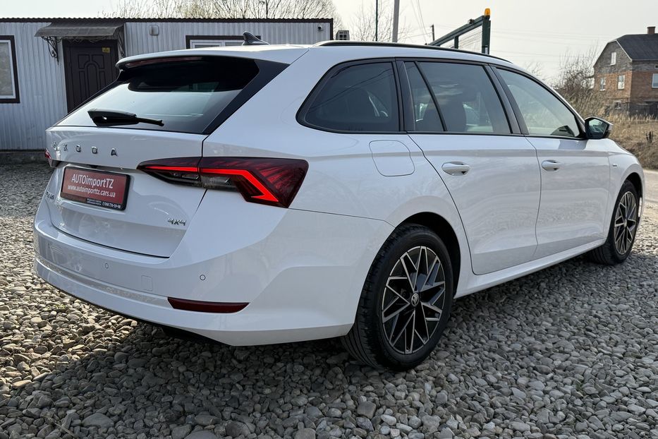 Продам Skoda Octavia А8 2.0 TDI 150к.с АТ 4х4 МАСАЖ 2022 года в Львове