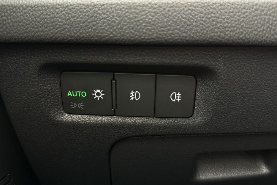 Продам Skoda Octavia А8 2.0 TDI 150к.с АТ 4х4 МАСАЖ 2022 года в Львове