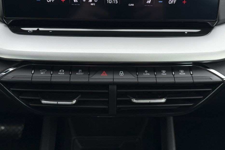 Продам Skoda Octavia А8 2.0 TDI 150к.с АТ 4х4 МАСАЖ 2022 года в Львове