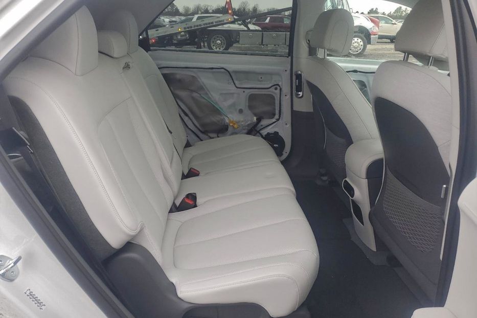 Продам Hyundai Ioniq SEl 2023 года в Львове