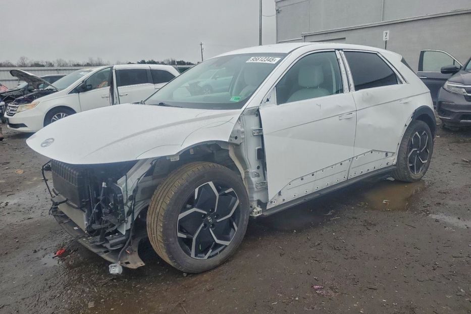 Продам Hyundai Ioniq SEl 2023 года в Львове