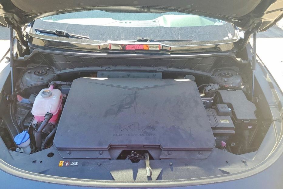 Продам Kia Niro 2024 года в Львове