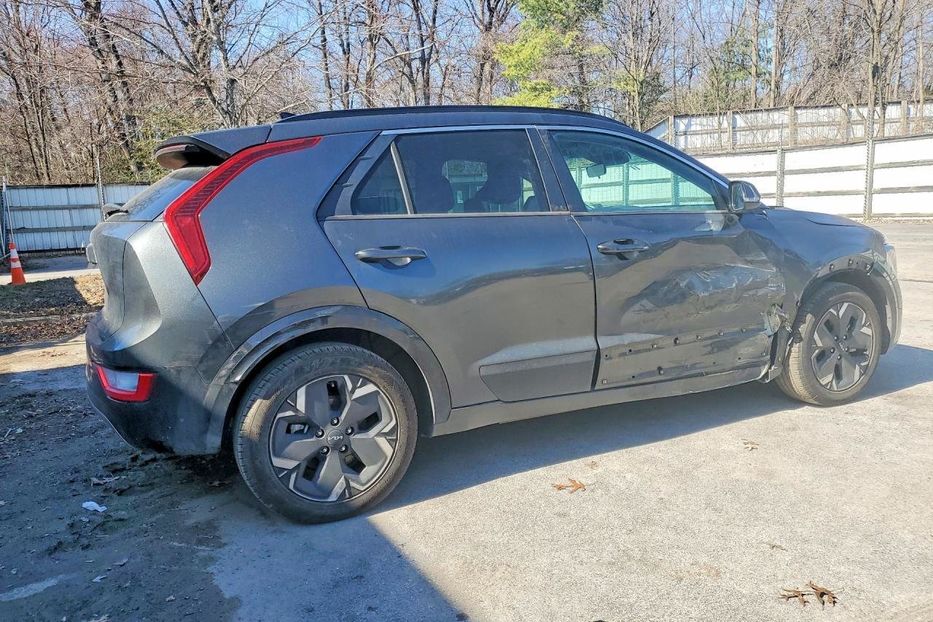 Продам Kia Niro 2024 года в Львове