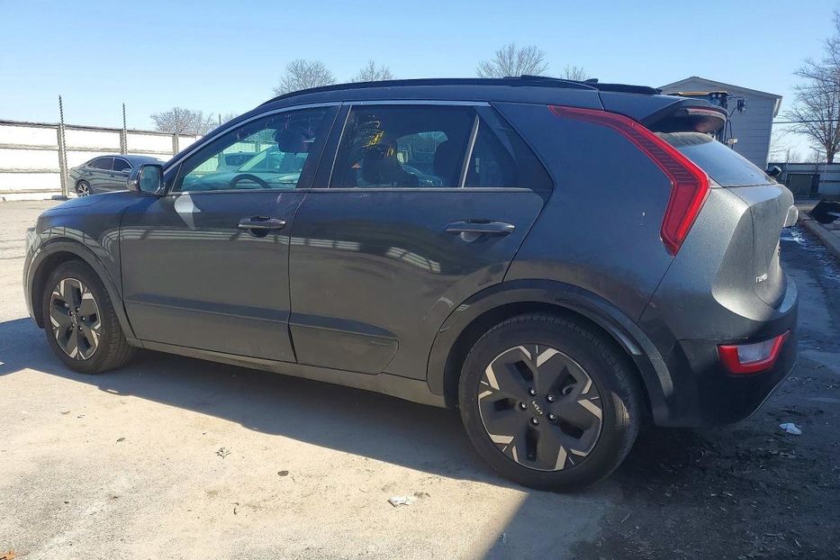 Продам Kia Niro 2024 года в Львове