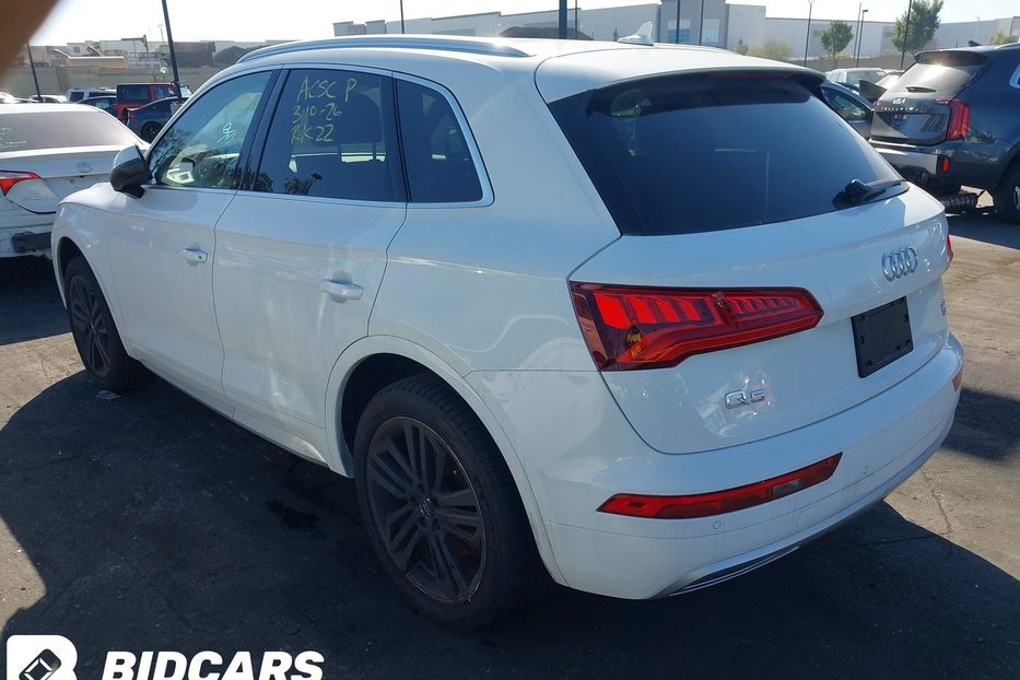 Продам Audi Q5 Premium 2018 года в Львове