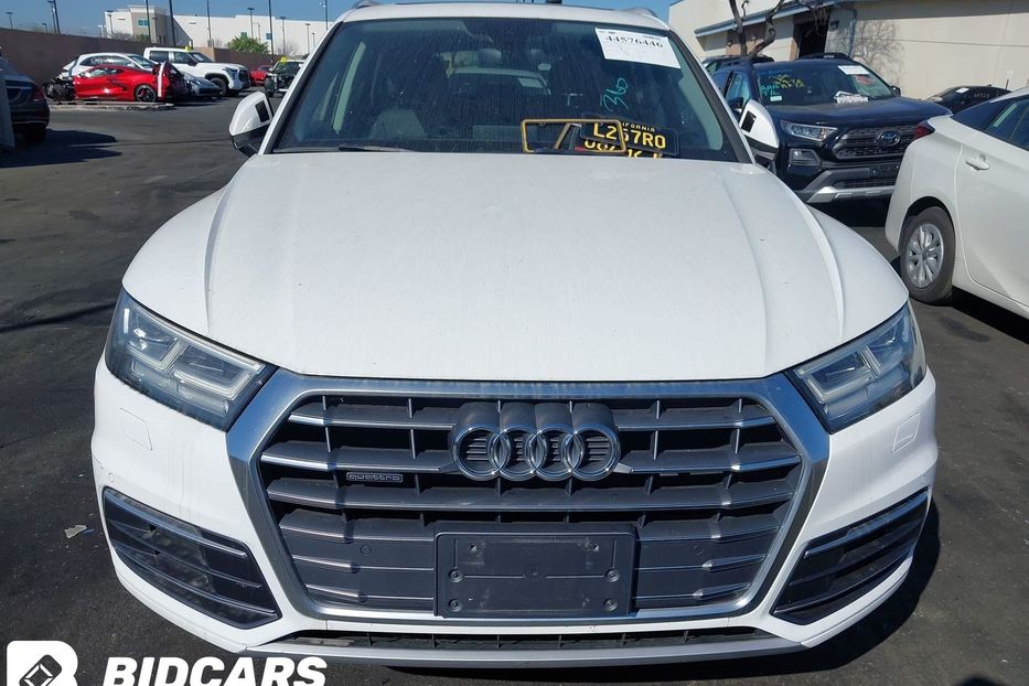 Продам Audi Q5 Premium 2018 года в Львове