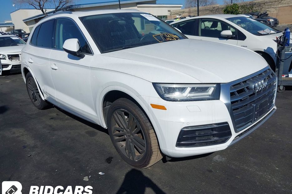 Продам Audi Q5 Premium 2018 года в Львове