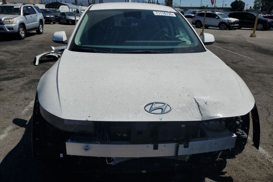 Продам Hyundai Ioniq SE 2024 года в Львове