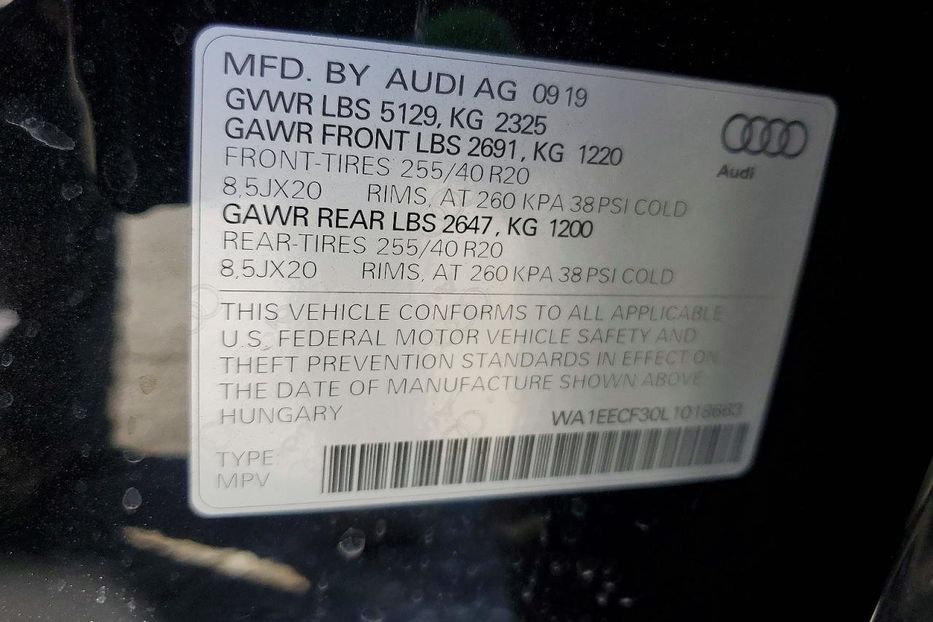 Продам Audi Q3 S_ line  2020 года в Львове