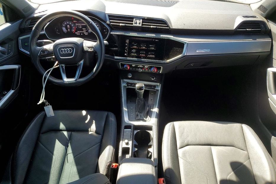 Продам Audi Q3 S_ line  2020 года в Львове