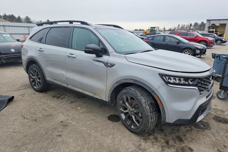 Продам Kia Sorento ex 2022 года в Львове