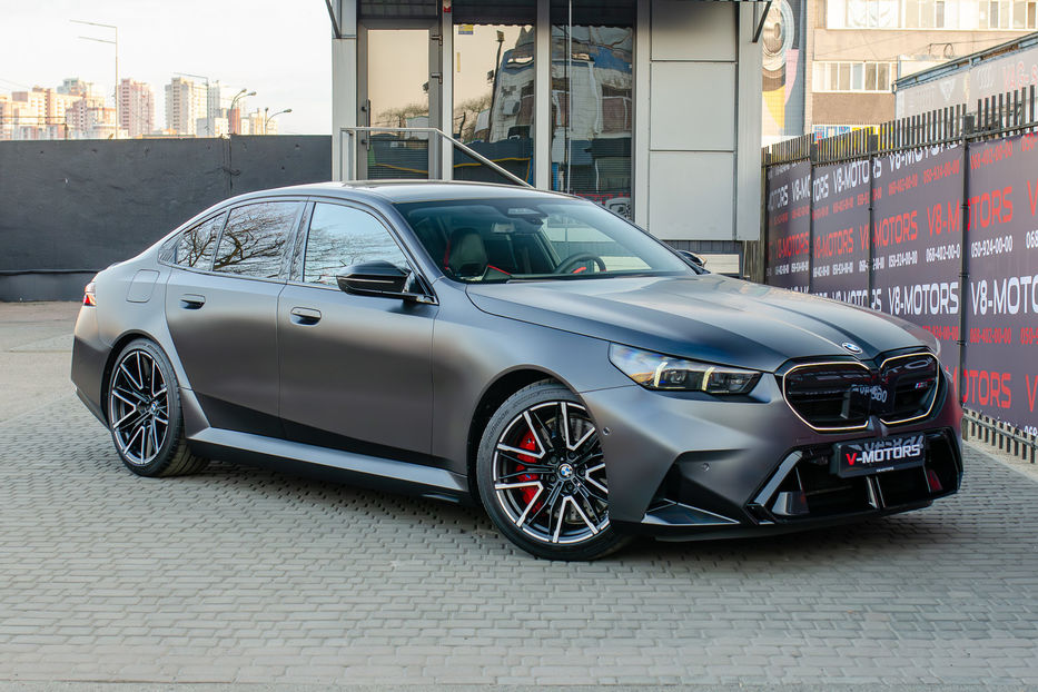Продам BMW M5 Hybrid MXdrive 2024 года в Киеве