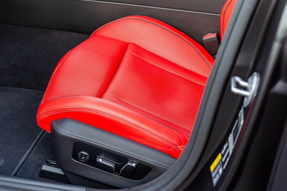 Продам BMW M5 Hybrid MXdrive 2024 года в Киеве