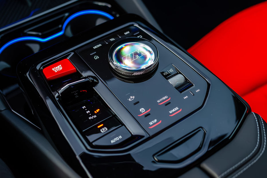 Продам BMW M5 Hybrid MXdrive 2024 года в Киеве