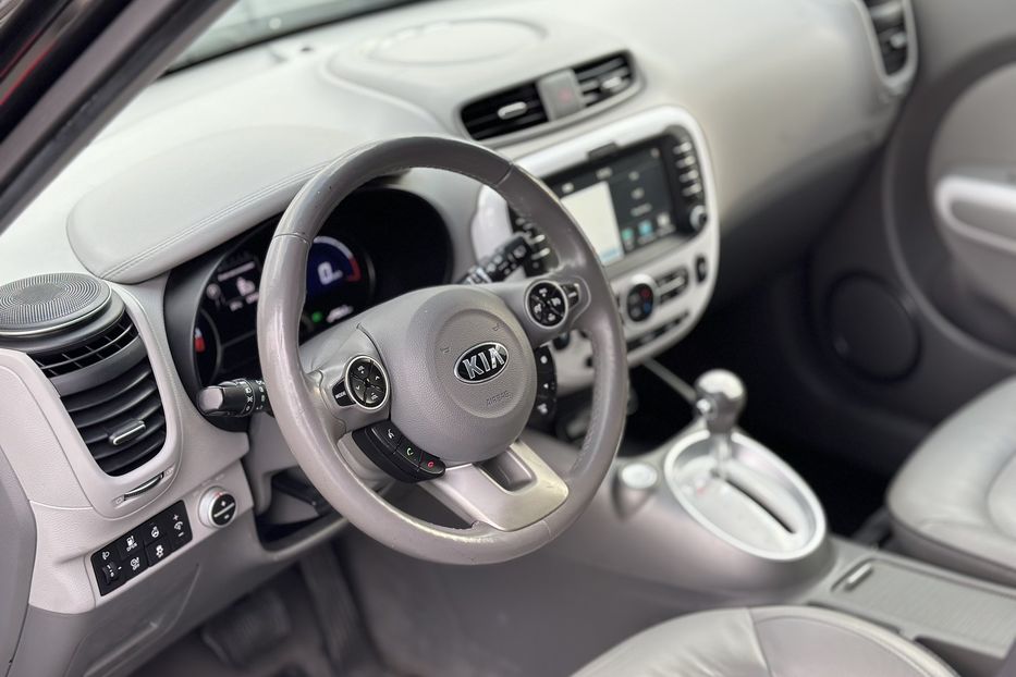 Продам Kia Soul 2017 года в Луцке