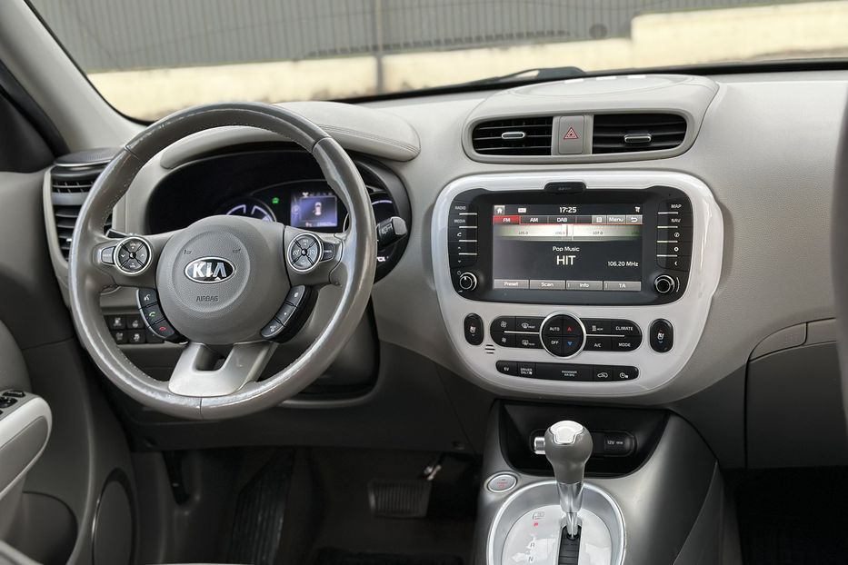 Продам Kia Soul 2017 года в Луцке