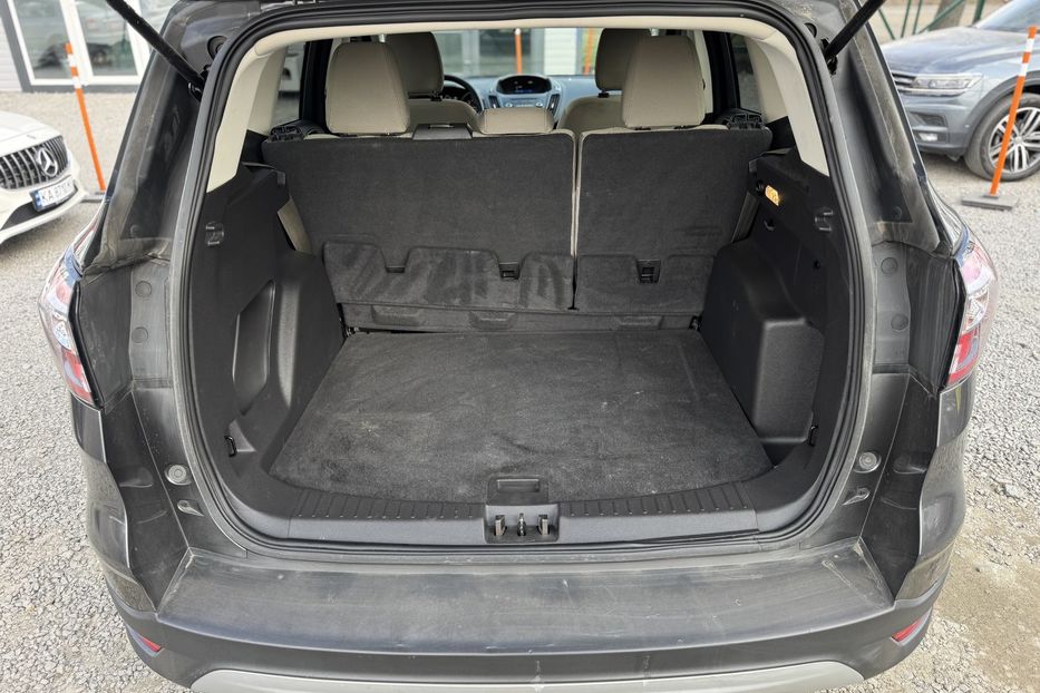 Продам Ford Escape (COMIS) 4х4 2018 года в г. Умань, Черкасская область