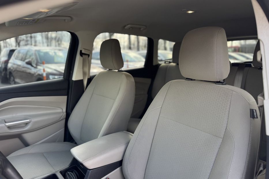 Продам Ford Escape (COMIS) 4х4 2018 года в г. Умань, Черкасская область