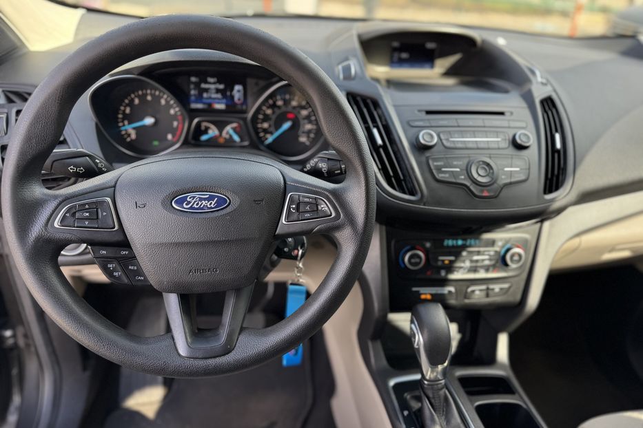Продам Ford Escape (COMIS) 4х4 2018 года в г. Умань, Черкасская область