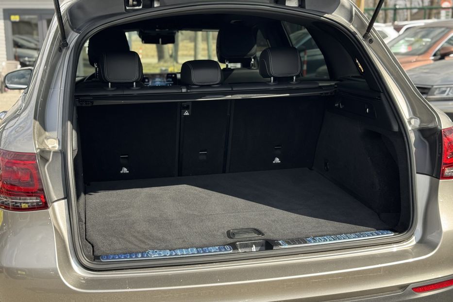 Продам Mercedes-Benz GLC-Class COMIS  2022 года в г. Умань, Черкасская область