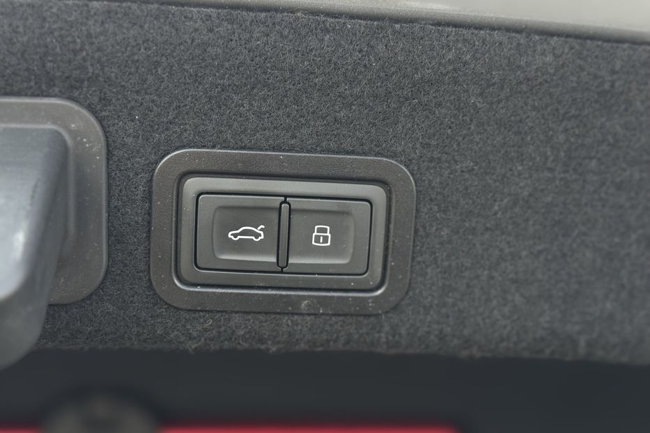 Продам Audi A6 C7 FL COMIS  2017 года в г. Умань, Черкасская область