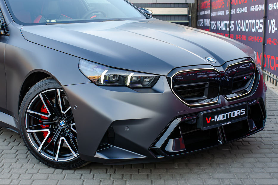 Продам BMW M5 Hybrid MXdrive 2024 года в Киеве