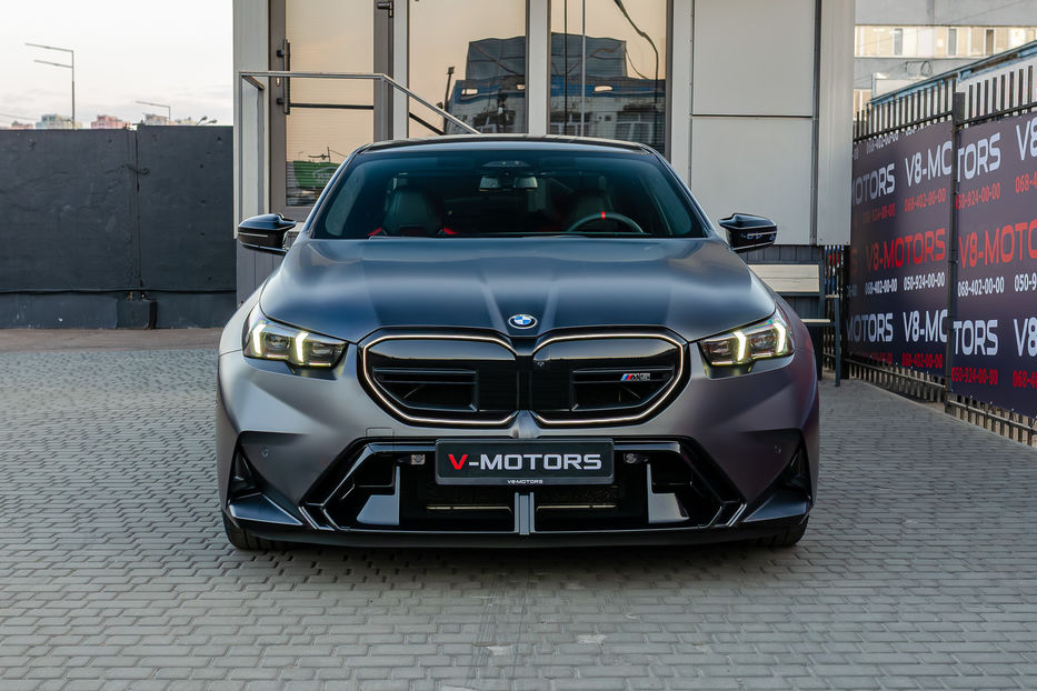Продам BMW M5 Hybrid MXdrive 2024 года в Киеве