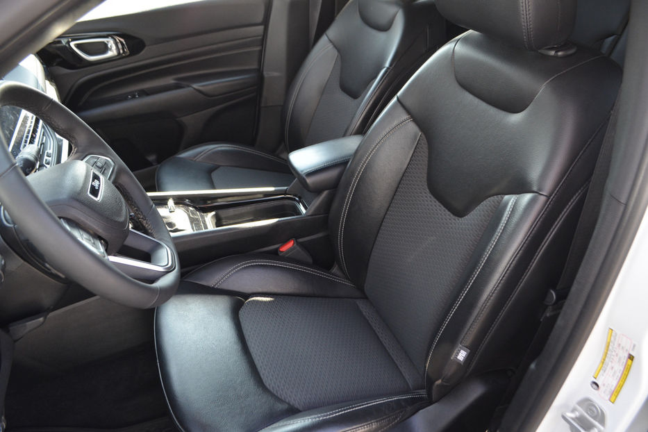 Продам Jeep Compass 2.0T 9AT (200 к.с.) 4x4 2023 года в Киеве