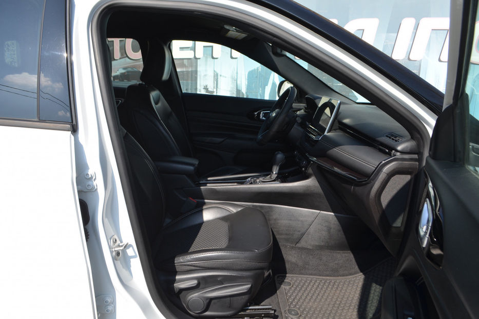 Продам Jeep Compass 2.0T 9AT (200 к.с.) 4x4 2023 года в Киеве