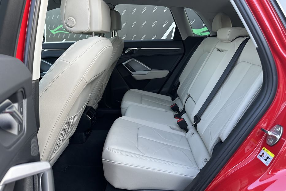 Продам Audi Q3 Quattro 45TFSI S-Line 2024 года в Киеве