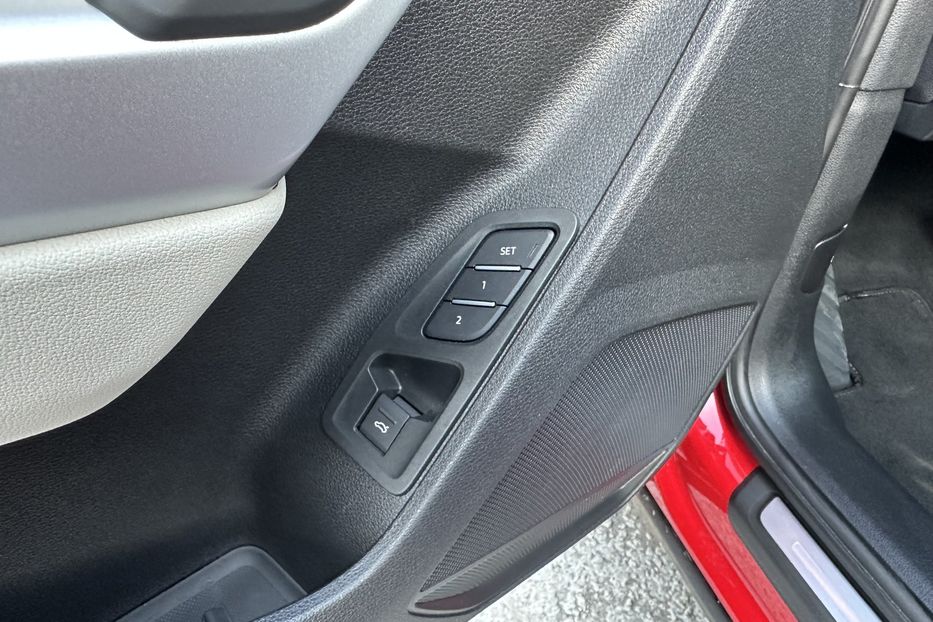 Продам Audi Q3 Quattro 45TFSI S-Line 2024 года в Киеве