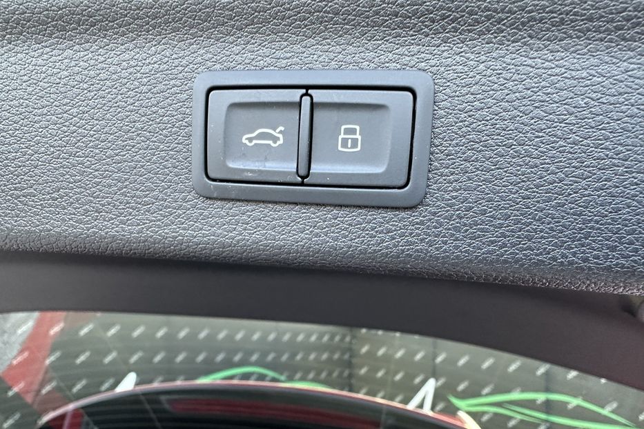 Продам Audi Q3 Quattro 45TFSI S-Line 2024 года в Киеве