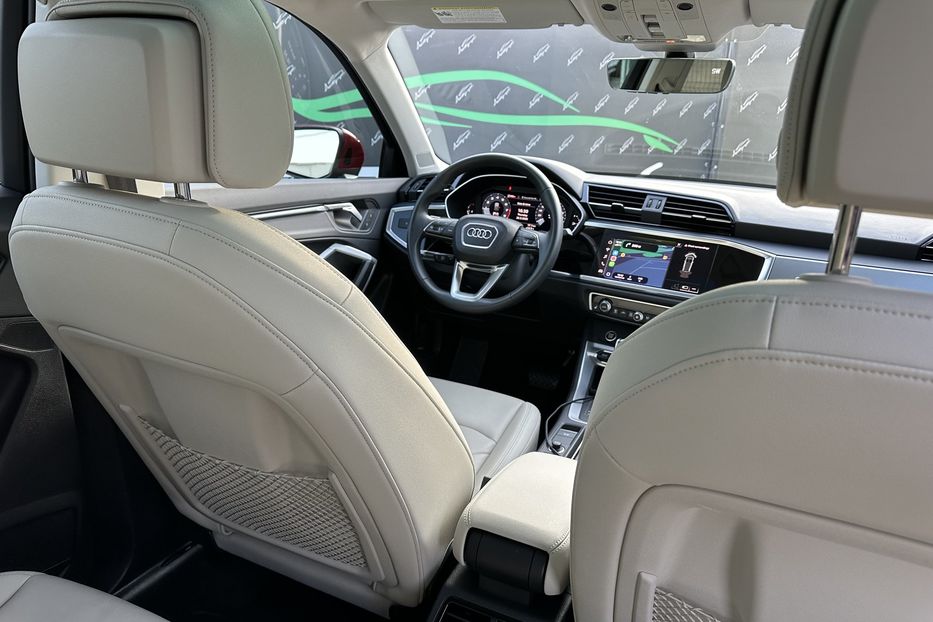 Продам Audi Q3 Quattro 45TFSI S-Line 2024 года в Киеве