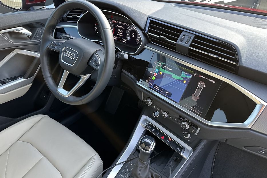 Продам Audi Q3 Quattro 45TFSI S-Line 2024 года в Киеве