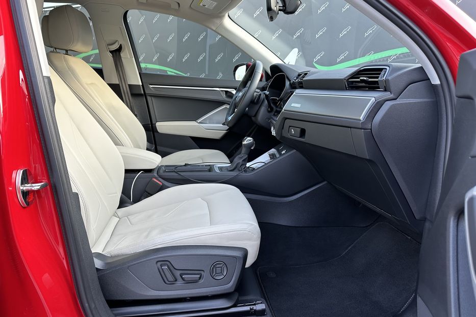 Продам Audi Q3 Quattro 45TFSI S-Line 2024 года в Киеве