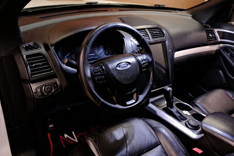 Продам Ford Explorer 2017 года в Одессе