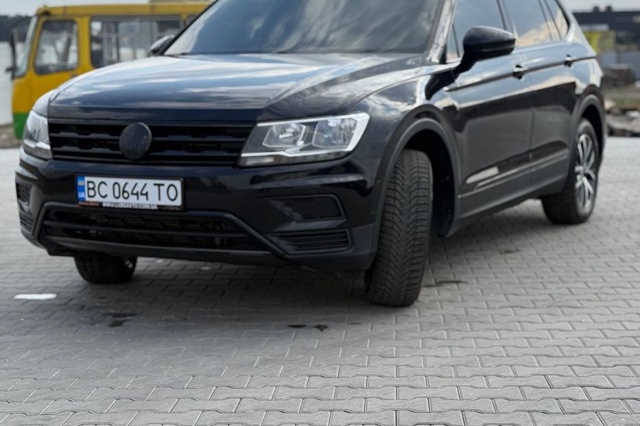 Продам Volkswagen Tiguan Allspace 2018 года в Львове